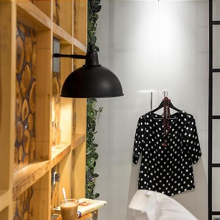 Lukanda Placentines Σεβίλλη Εξωτερικό φωτογραφία